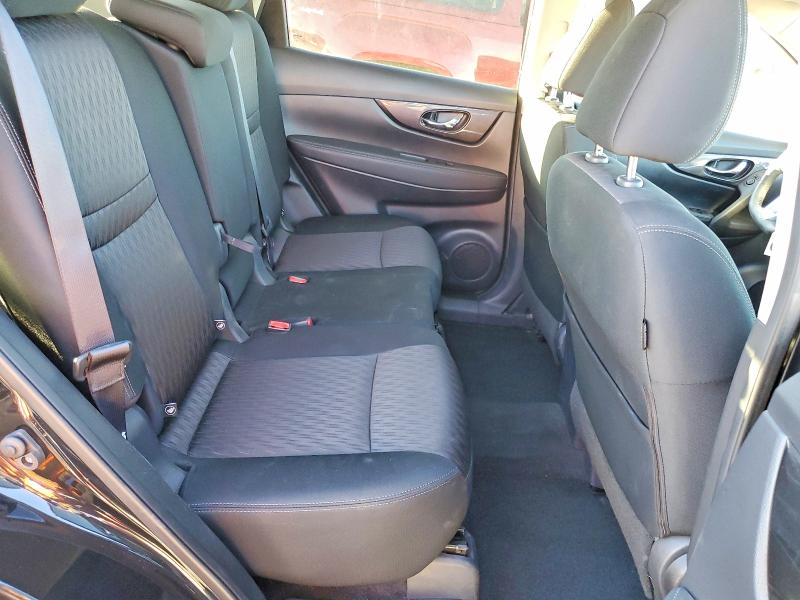 Photo 11 from auction – 2017 NISSAN ROGUE S with VIN KNMAT2MV5HP608208