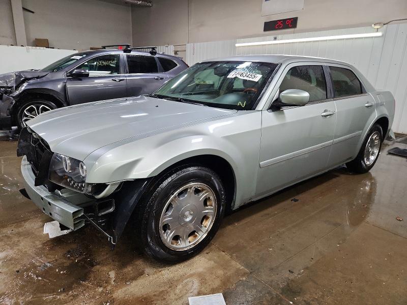 CHRYSLER 300 2005 with VIN 2C3AA53G95H145438 - Photo from auction