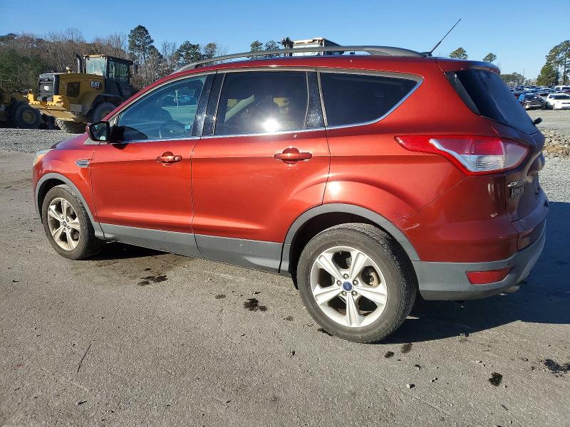 Photo 2 from auction – 2015 FORD ESCAPE SE with VIN 1FMCU0GX2FUC57775