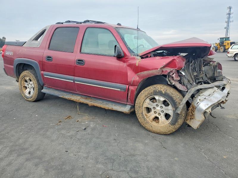 Photo 4 from auction – 2004 CHEVROLET AVALANCHE with VIN 3GNEK12T94G129747