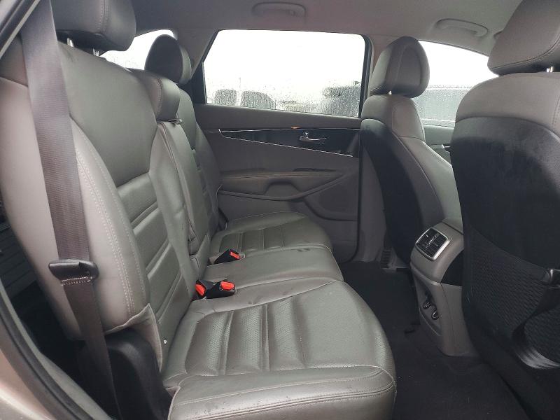Photo 11 from auction – 2016 KIA SORENTO with VIN 5XYPH4A11GG101283