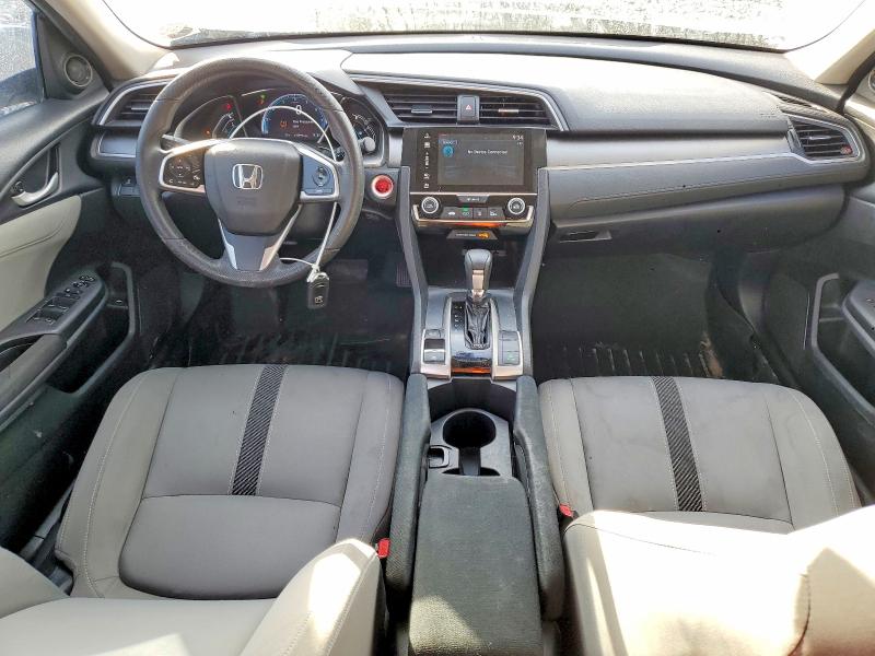 Photo 8 from auction – 2018 HONDA CIVIC with VIN 19XFC2F70JE029685