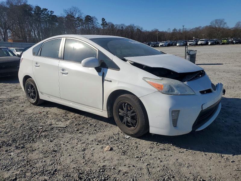 Photo 4 from auction – 2014 TOYOTA PRIUS with VIN JTDKN3DU1E1742689