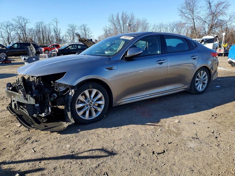 KIA OPTIMA 2018 with VIN 5XXGU4L38JG222656 - Photo from auction