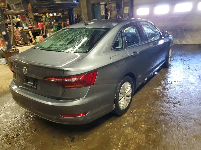Photo 3 from auction – 2019 VOLKSWAGEN JETTA with VIN 3VWC57BU6KM176930