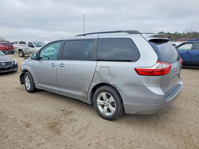 Photo 2 from auction – 2016 TOYOTA SIENNA with VIN 5TDKK3DC0GS714002
