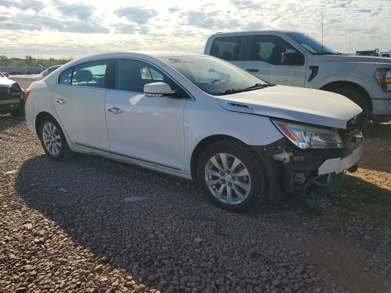 Foto 4 de la subasta – 2015 BUICK LACROSSE con VIN 1G4GB5GR7FF318032