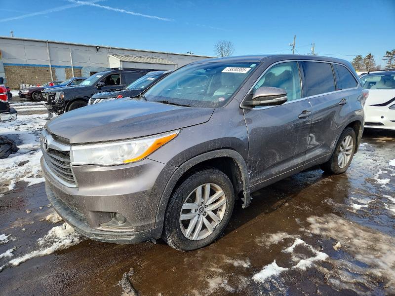 Фото 1 с аукциона – 2016 TOYOTA HIGHLANDER с VIN 5TDBKRFH0GS270647