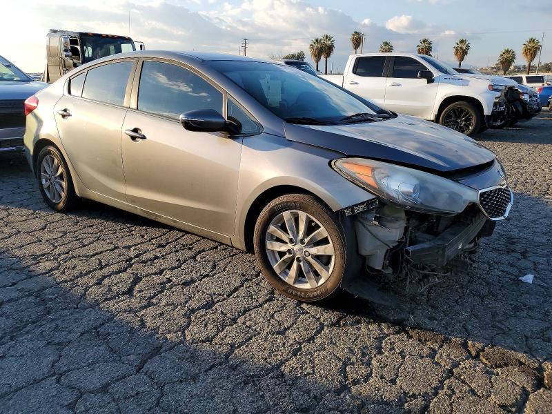 Photo 4 from auction – 2016 KIA FORTE LX with VIN KNAFX4A63G5592276