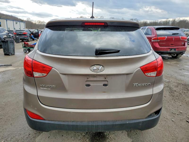 Photo 6 from auction – 2012 HYUNDAI TUCSON GL with VIN KM8JT3AB3CU489595