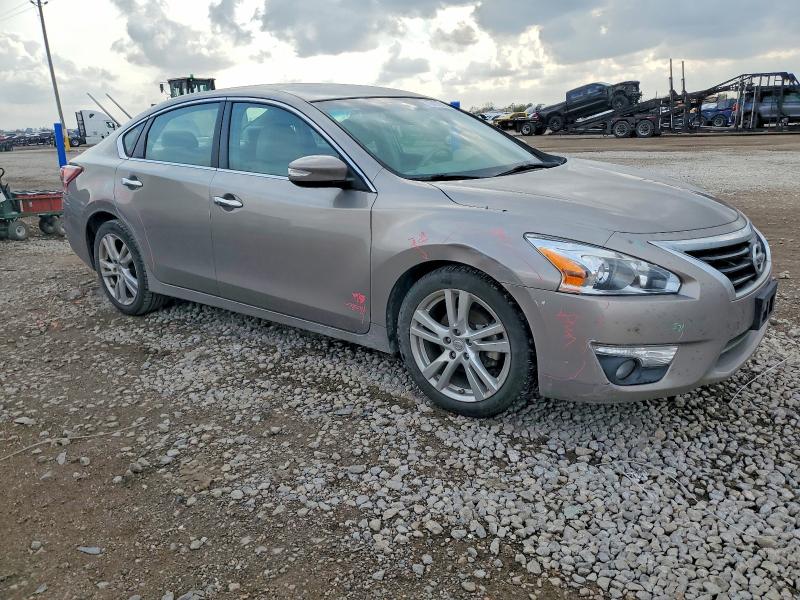 Photo 4 from auction – 2013 NISSAN ALTIMA 3.5 with VIN 1N4BL3AP2DC255658
