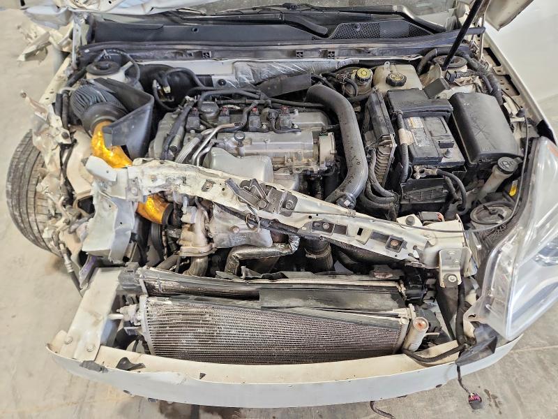 Photo 11 from auction – 2014 BUICK REGAL with VIN 2G4GT5GX3E9229576