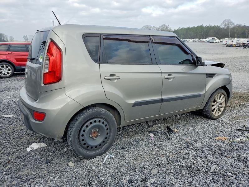 Photo 3 from auction – 2013 KIA SOUL with VIN KNDJT2A64D7590159