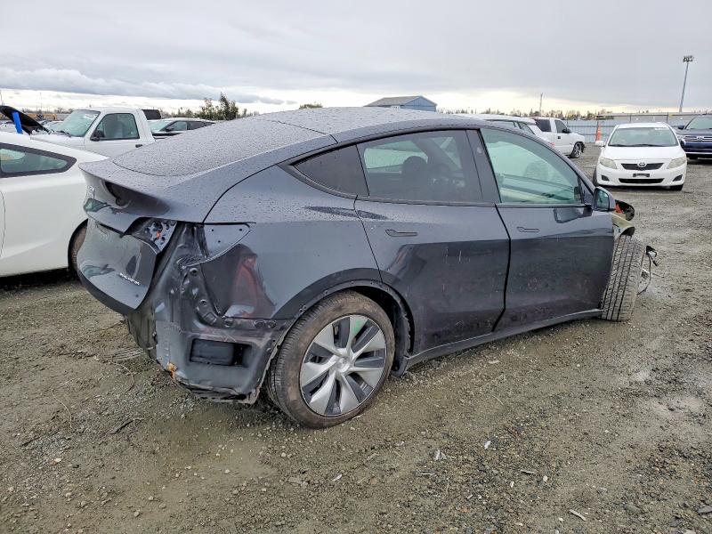 Photo 3 from auction – 2024 TESLA MODEL Y with VIN 7SAYGDEE9RF010019