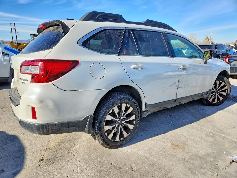 Photo 3 from auction – 2016 SUBARU OUTBACK 3. with VIN 4S4BSENC6G3346481
