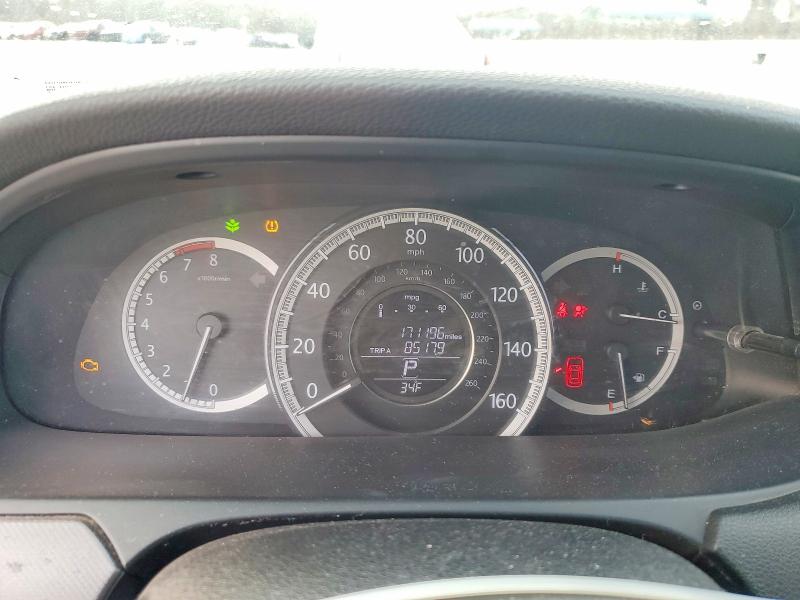 Photo 9 from auction – 2015 HONDA ACCORD with VIN 1HGCR2F32FA036972
