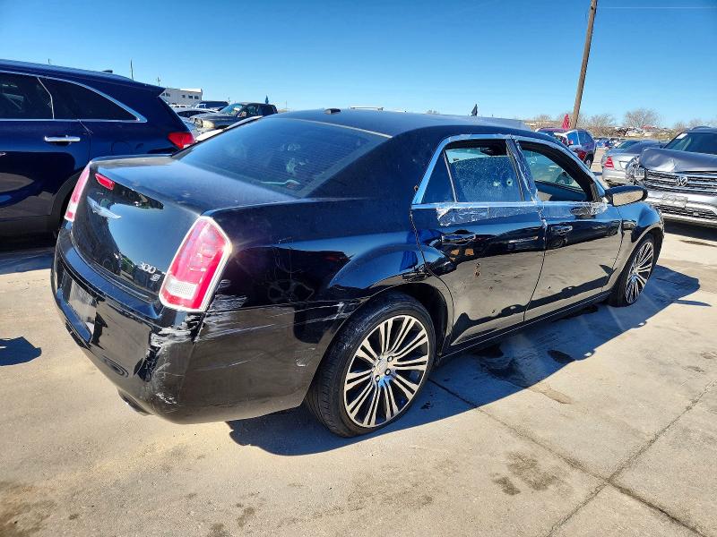 Photo 3 from auction – 2014 CHRYSLER 300 S with VIN 2C3CCABGXEH143114