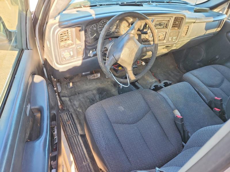 Photo 8 from auction – 2002 CHEVROLET SILVERADO with VIN 1GCHK24U92E108239