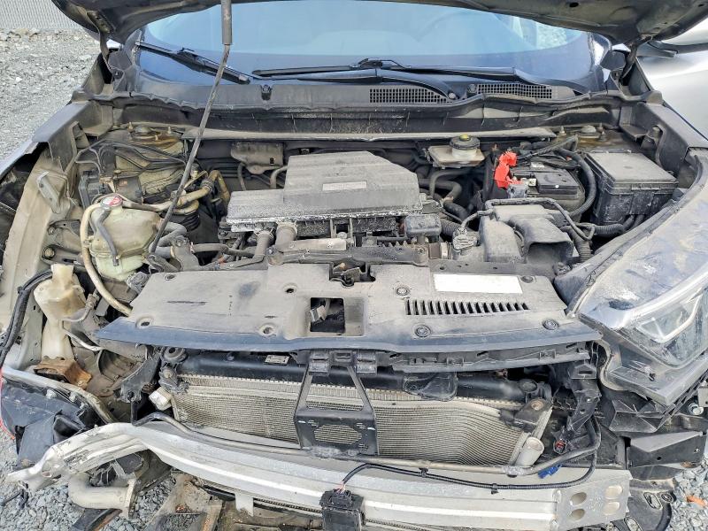 Photo 12 from auction – 2018 HONDA CR-V with VIN 2HKRW2H53JH115276