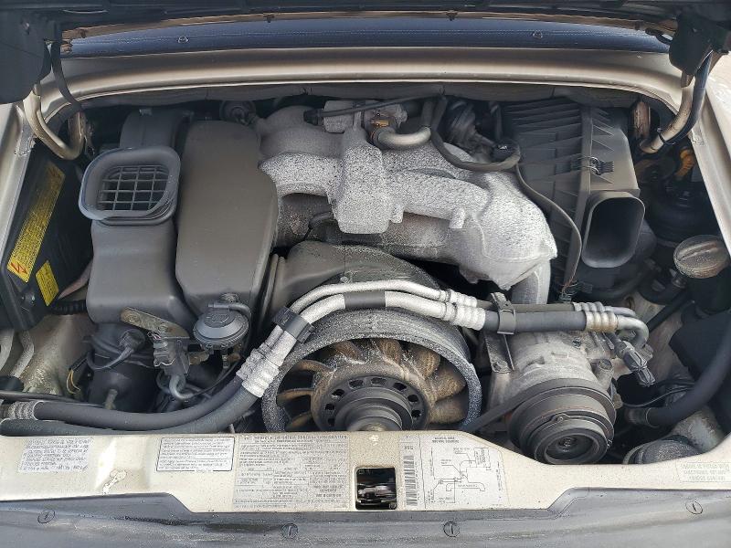 Photo 11 from auction – 1997 PORSCHE 911 CARRER with VIN WP0CA2991VS341961