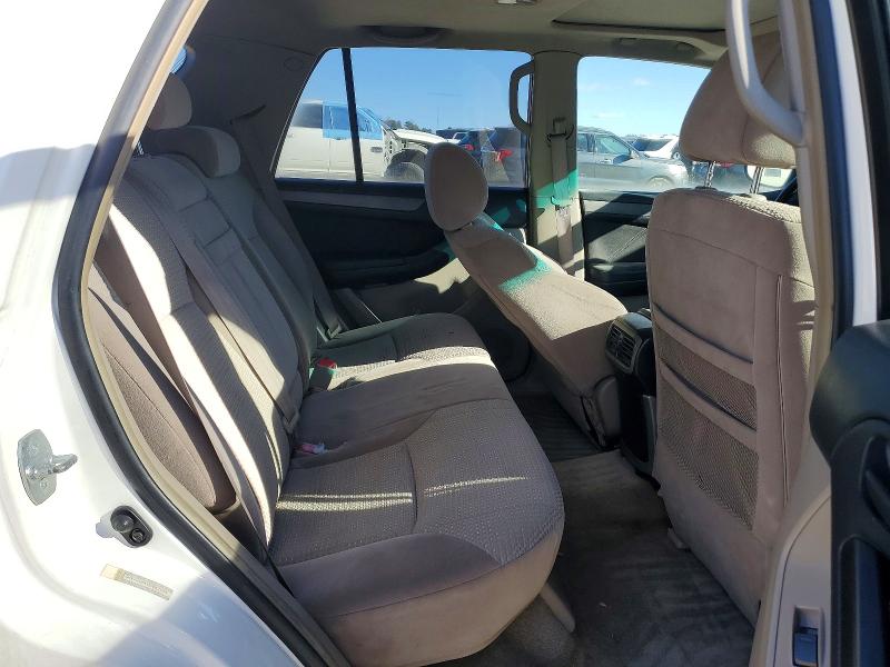 Photo 11 from auction – 2004 TOYOTA 4RUNNER SR with VIN JTEZU14R140017644