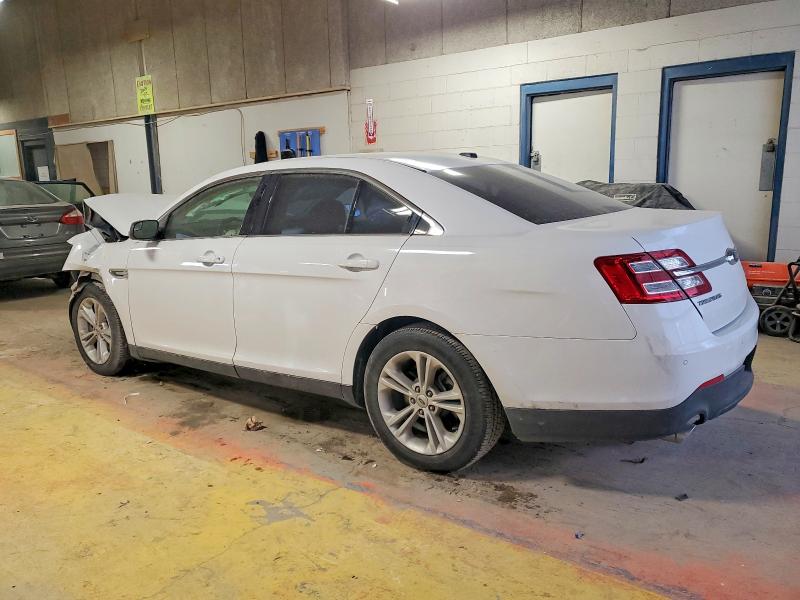Photo 2 from auction – 2016 FORD TAURUS SEL with VIN 1FAHP2H82GG119471