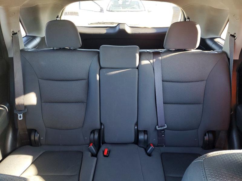 Photo 10 from auction – 2013 KIA SORENTO LX with VIN 5XYKTDA27DG367968