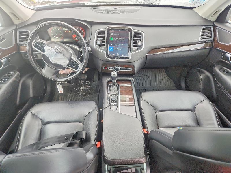 Photo 8 from auction – 2018 VOLVO XC90 T5 with VIN YV4102PK4J1373624