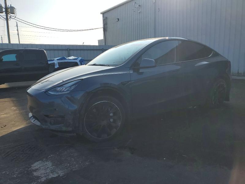 TESLA MODEL Y 2020 with VIN 5YJYGDEEXLF012639 - Photo from auction