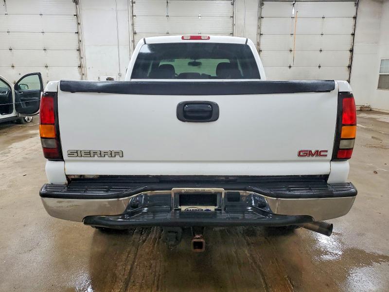 Photo 6 from auction – 2006 GMC SIERRA with VIN 1GTHK23D36F230483