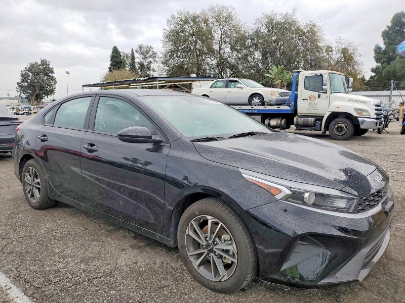 Photo 4 from auction – 2024 KIA FORTE with VIN 3KPF24AD6RE816003