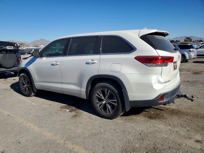 Фото 2 с аукциона – 2018 TOYOTA HIGHLANDER с VIN 5TDBZRFHXJS871082