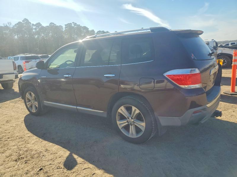 Photo 2 from auction – 2012 TOYOTA HIGHLANDER with VIN 5TDYK3EH0CS068524