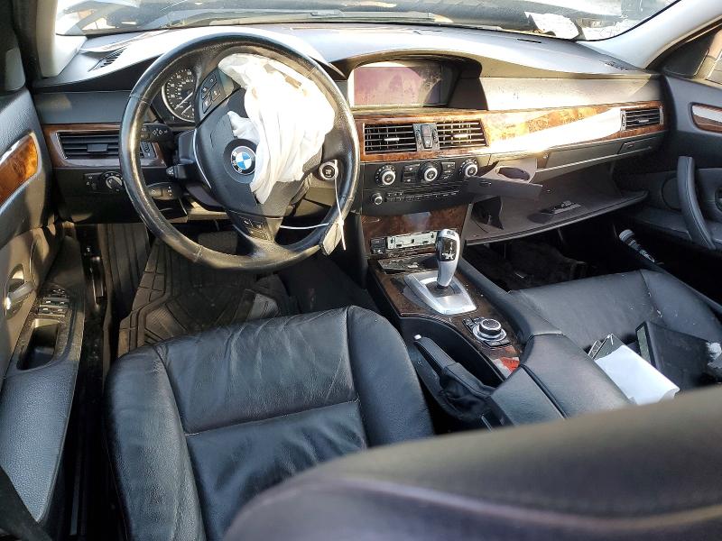 Zdjęcie 8 z aukcji – 2010 BMW 528 I z VIN WBANU5C57AC124942