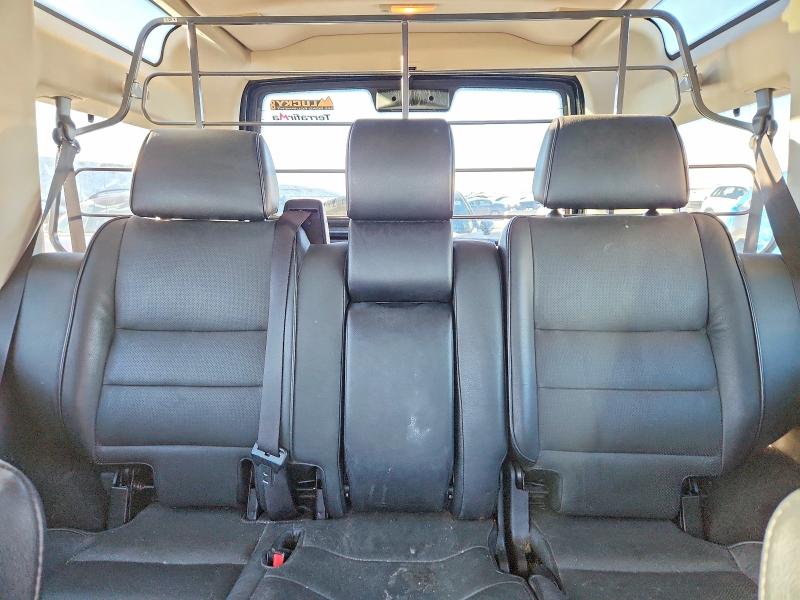 Photo 10 from auction – 2004 LAND ROVER DISCOVERY with VIN SALTY19414A832635