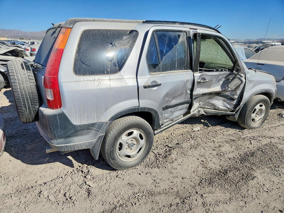 Photo 3 from auction – 2004 HONDA CR-V LX with VIN JHLRD68474C024020