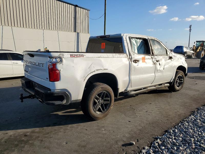 Photo 3 from auction – 2021 CHEVROLET SILVERADO with VIN 1GCPYFED5MZ431182