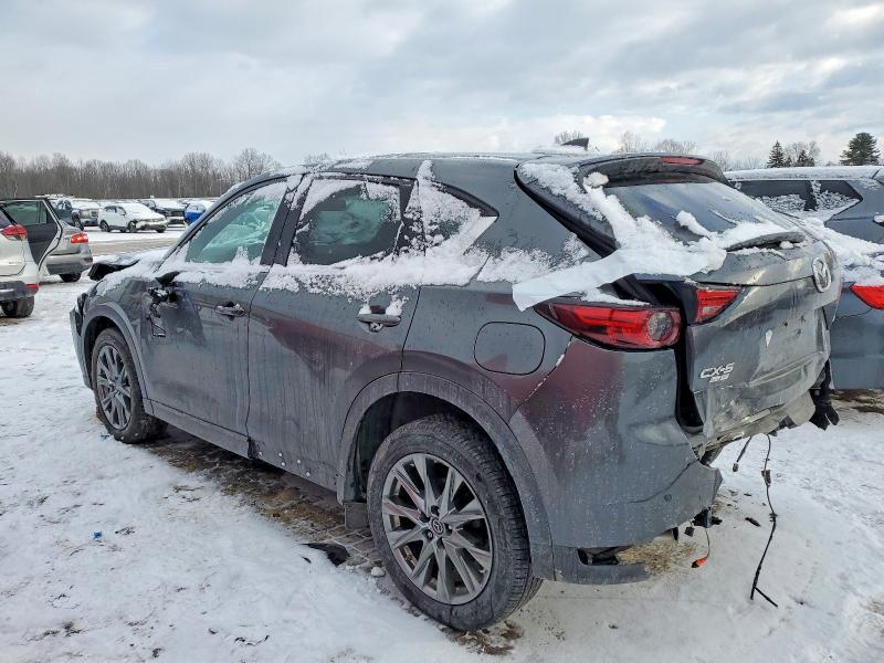 Photo 2 from auction – 2019 MAZDA CX-5 SIGNA with VIN JM3KFBEY7K0572579