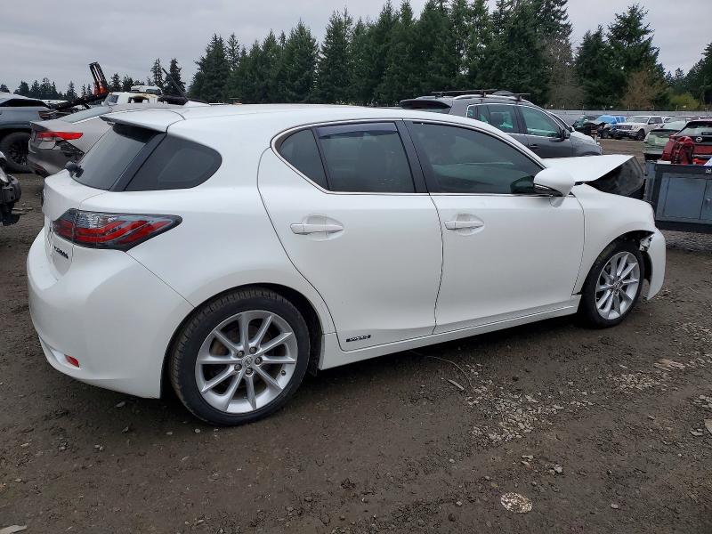 Photo 3 from auction – 2013 LEXUS CT 200 with VIN JTHKD5BH2D2151671
