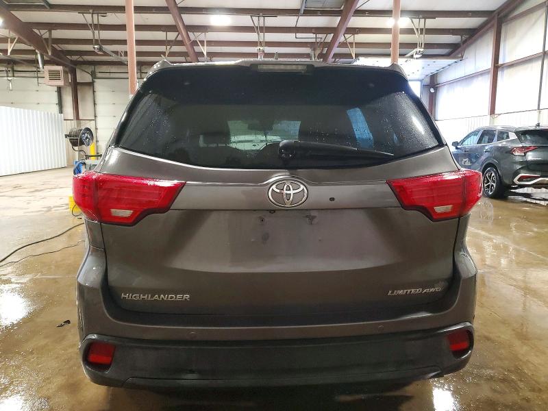 Photo 6 from auction – 2015 TOYOTA HIGHLANDER with VIN 5TDDKRFH3FS100287