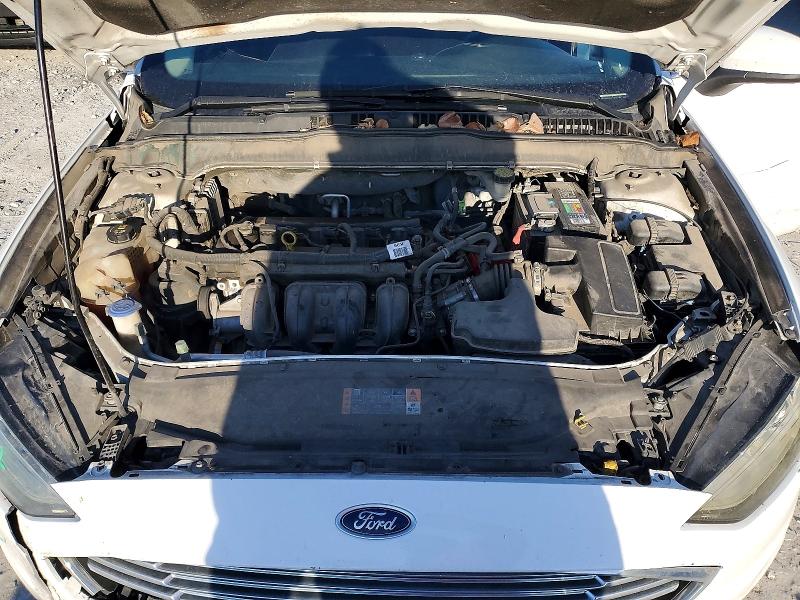Photo 11 from auction – 2017 FORD FUSION with VIN 3FA6P0H73HR196167