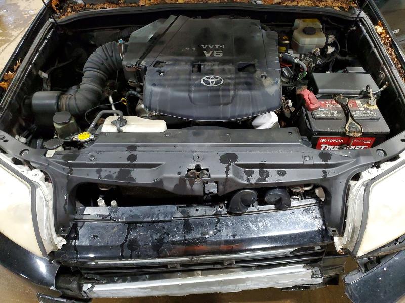 Photo 12 from auction – 2004 TOYOTA 4RUNNER SR with VIN JTEBU14RX48015104