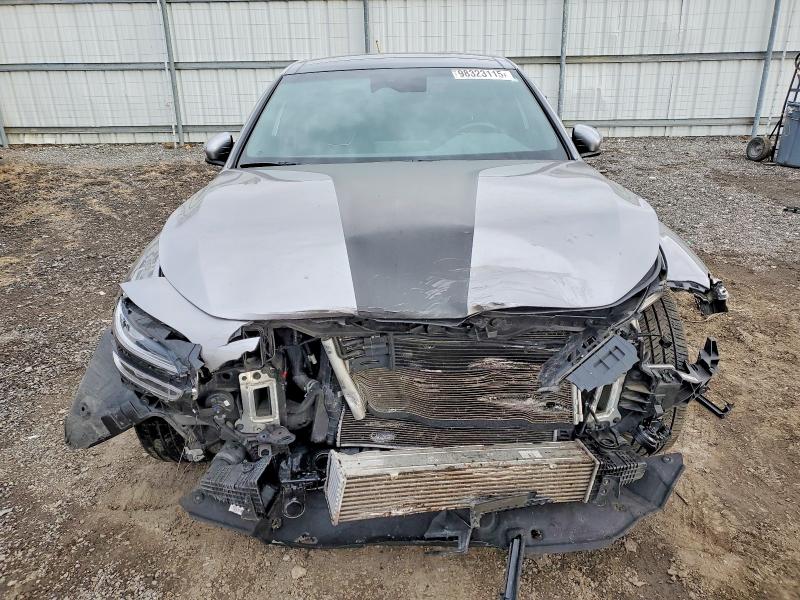 Photo 5 from auction – 2022 GENESIS G70 with VIN KMTG54TE8NU085380