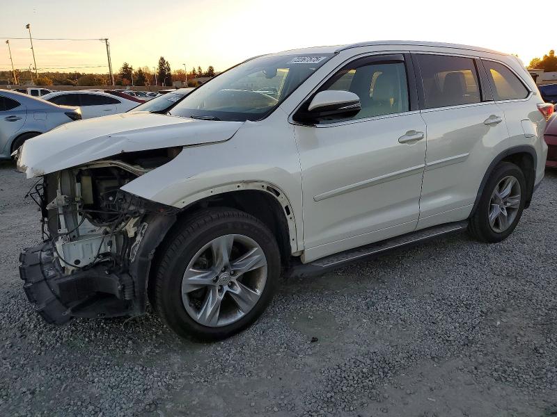 Foto 1 de la subasta – 2014 TOYOTA HIGHLANDER con VIN 5TDYKRFH3ES015496