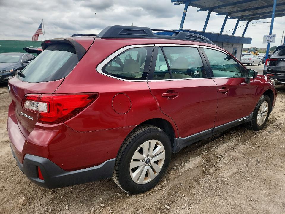 Photo 3 from auction – 2018 SUBARU OUTBACK with VIN 4S4BSAAC7J3225349