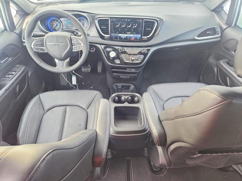 Photo 8 from auction – 2026 CHRYSLER PACIFICA S with VIN 2C4RC1BG3TR201061