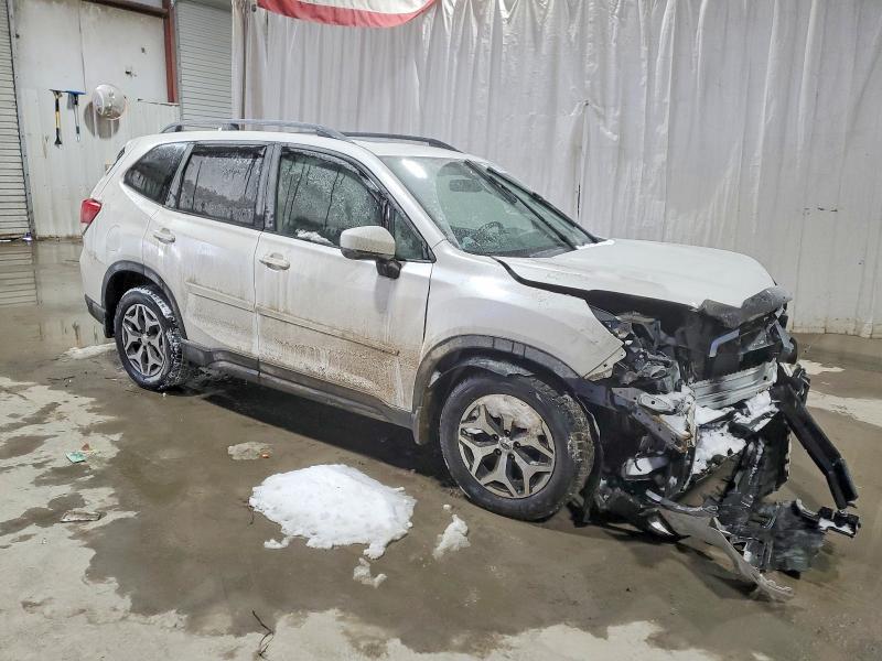 Photo 4 from auction – 2019 SUBARU FORESTER P with VIN JF2SKAEC7KH462203