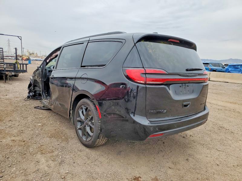 Photo 2 from auction – 2025 CHRYSLER PACIFICA with VIN 2C4RC1GG3SR550776