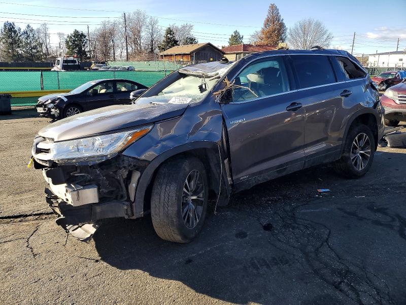 TOYOTA HIGHLANDER 2019 with VIN 5TDBGRFH7KS077356 - Photo from auction