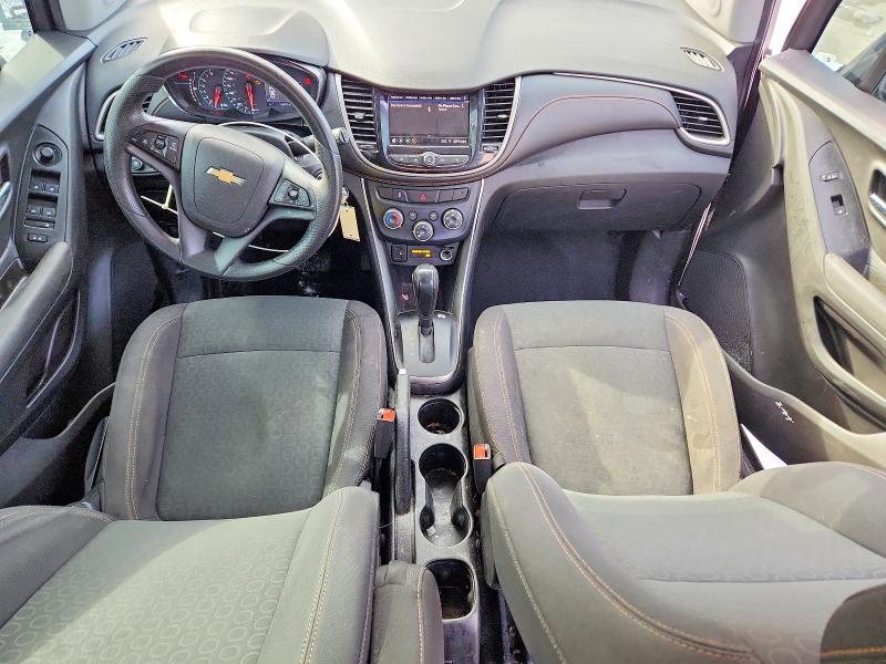 Photo 8 from auction – 2020 CHEVROLET TRAX with VIN 3GNCJKSB4LL177251